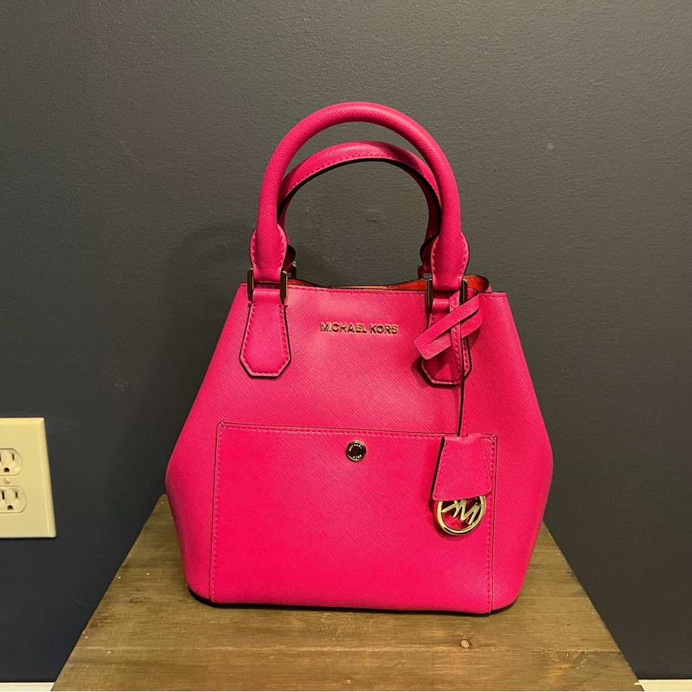 EUC Michael Kors Handbag